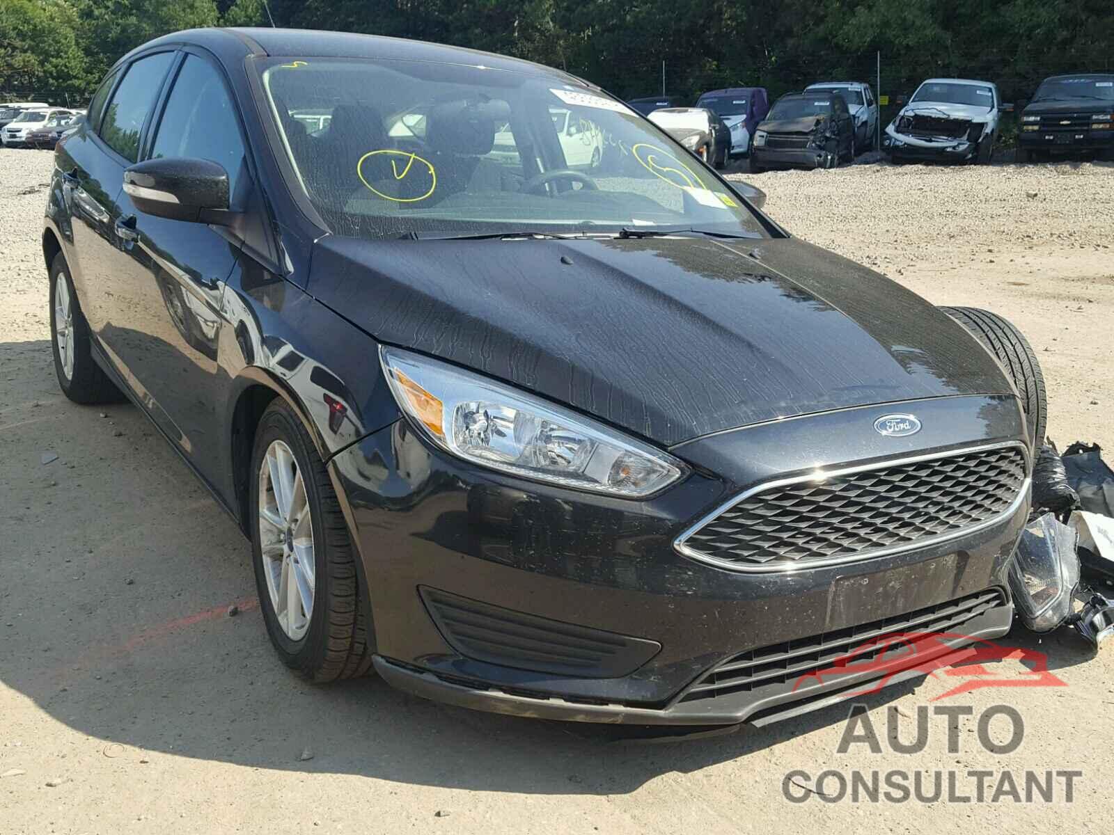 FORD FOCUS 2015 - 1FADP3K26FL217174