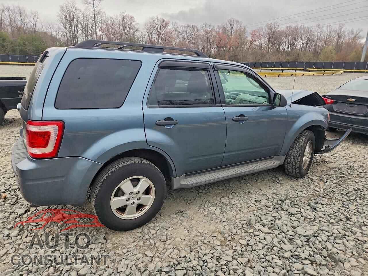 FORD ESCAPE 2011 - 1FMCU0DG9BKC70467