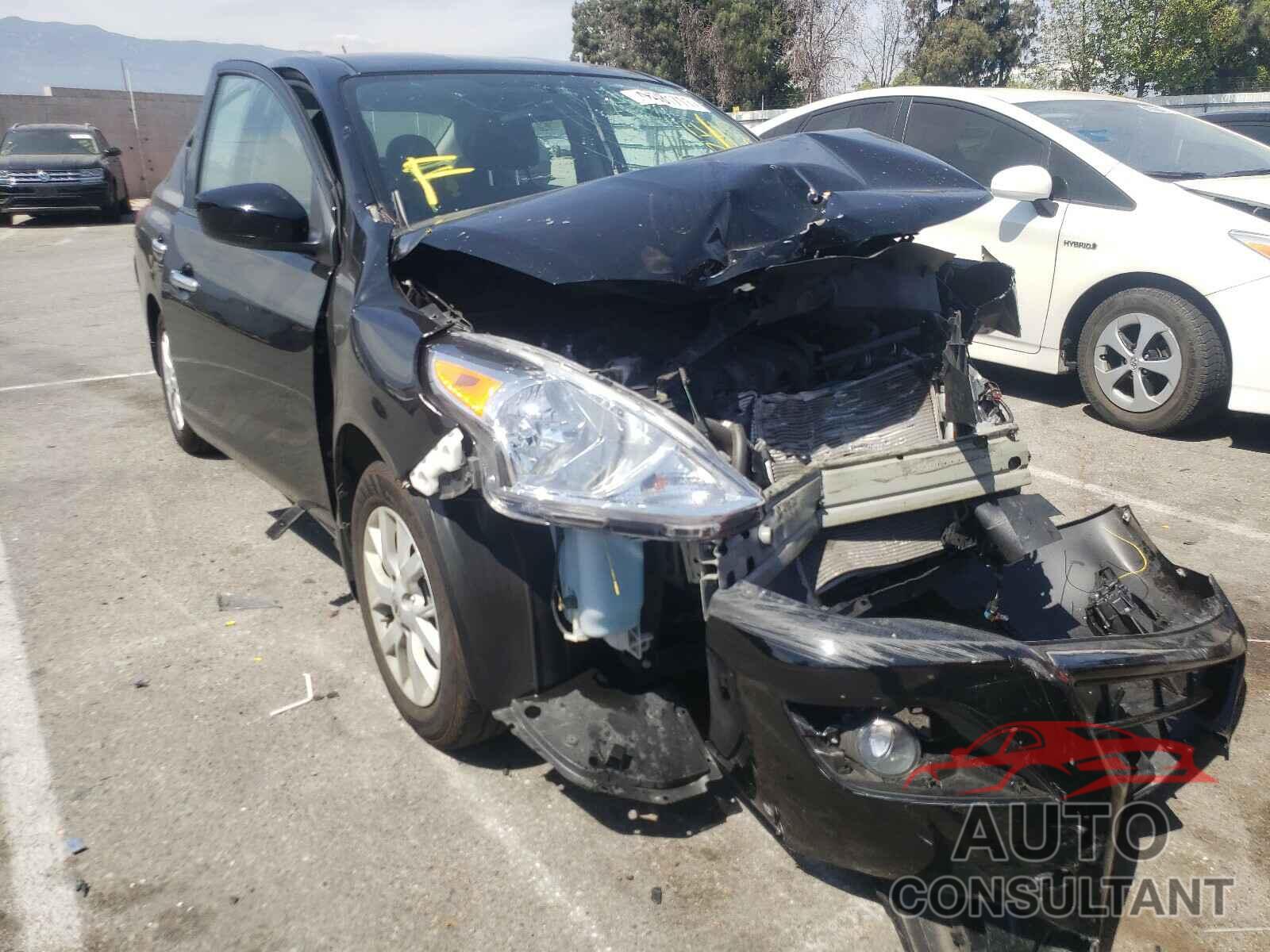 NISSAN VERSA 2019 - 3N1CN7AP7KL814531