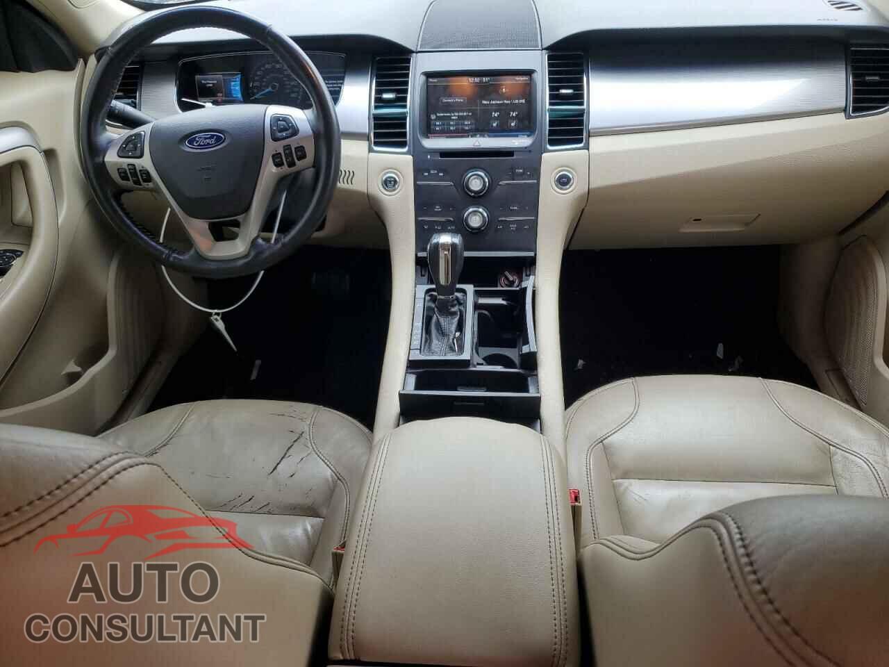 FORD TAURUS 2015 - 1FAHP2E82FG115956