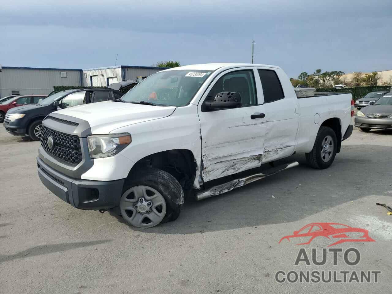 TOYOTA TUNDRA 2019 - 5TFRM5F19KX135111