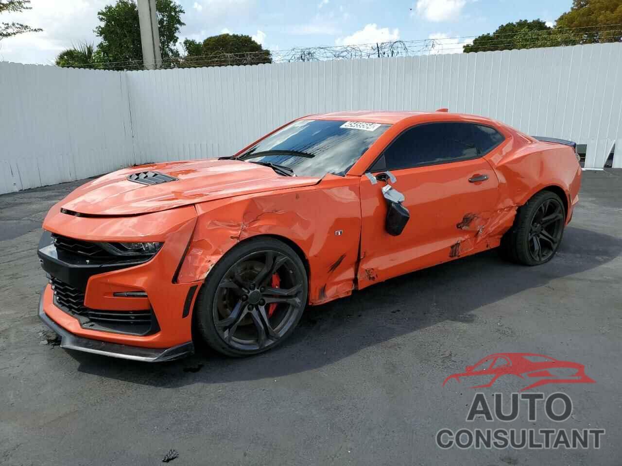 CHEVROLET CAMARO 2019 - 1G1FE1R78K0157157