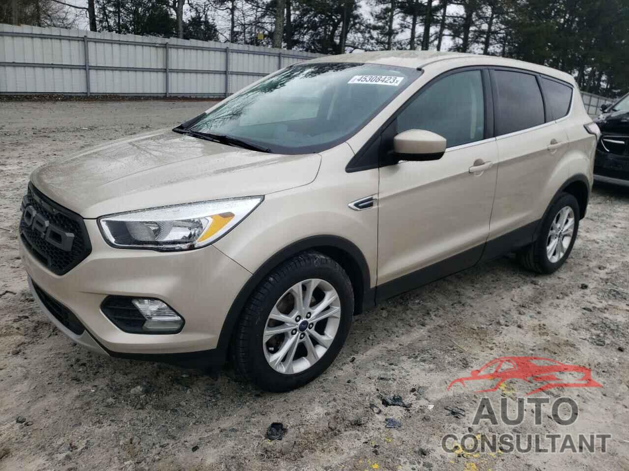 FORD ESCAPE 2017 - 1FMCU0GD8HUB93556