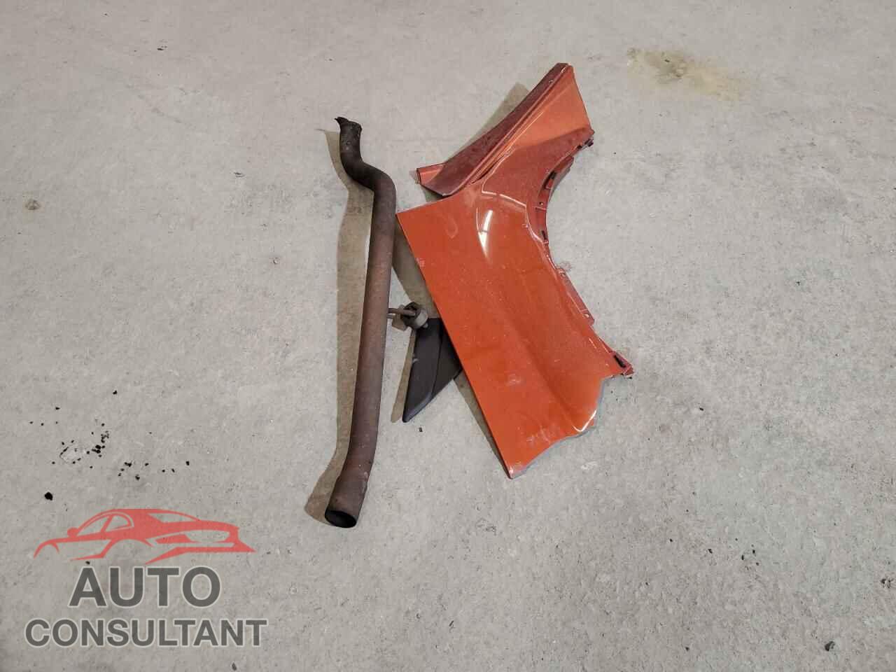 HONDA ELEMENT 2011 - 5J6YH2H72BL003485