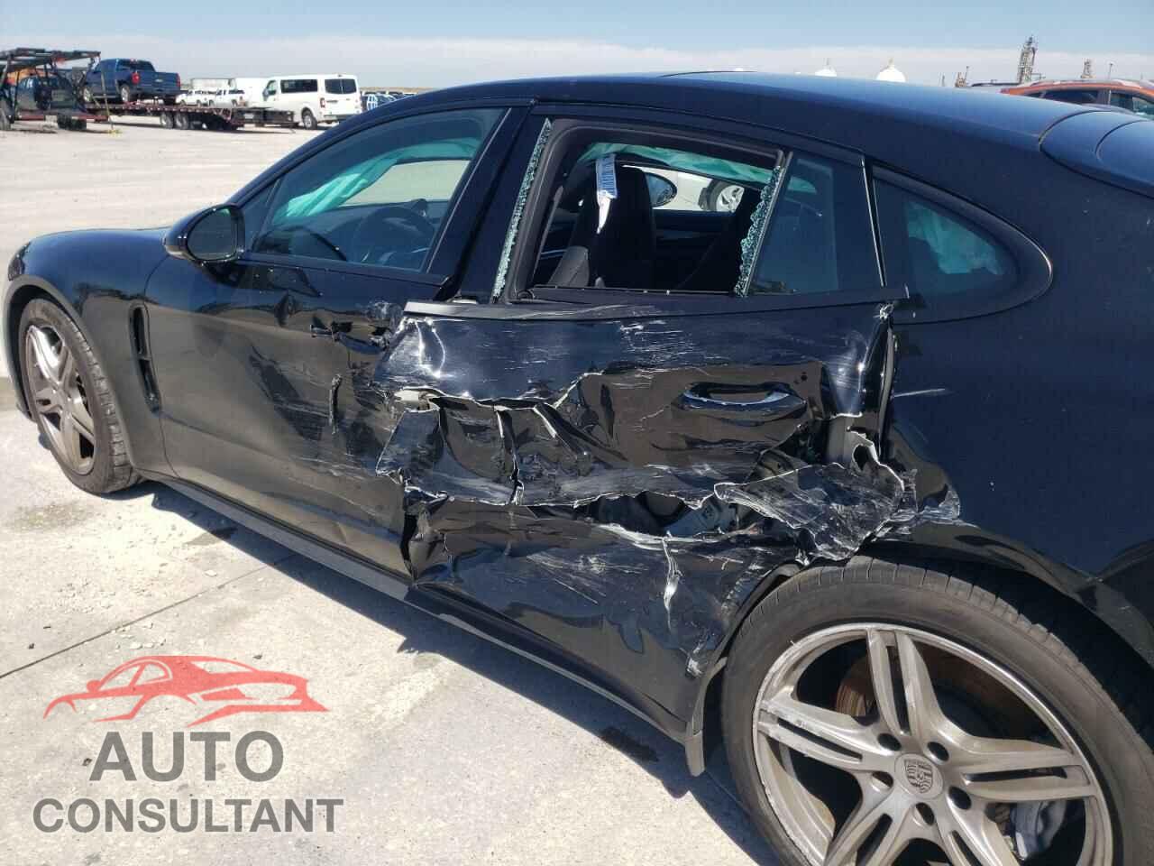 PORSCHE PANAMERA 2019 - WP0AA2A75KL100153