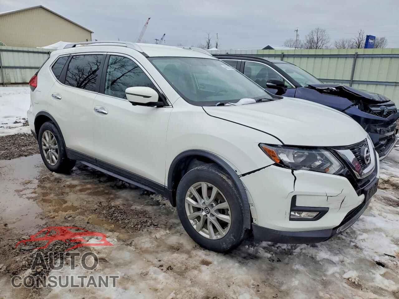 NISSAN ROGUE 2017 - KNMAT2MV5HP535552