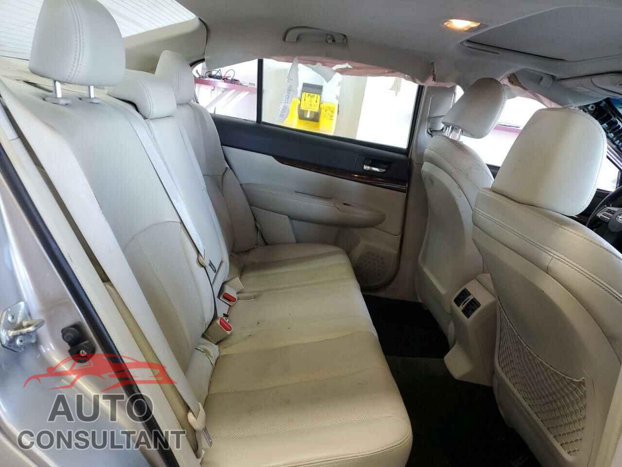 SUBARU LEGACY 2014 - 4S3BMBL68E3021998