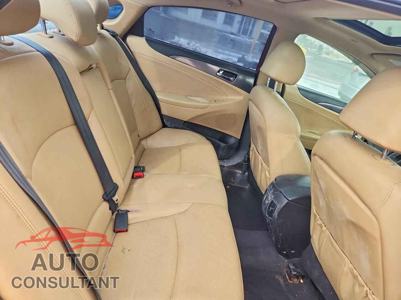 HYUNDAI SONATA 2012 - KMHEC4A40CA060344