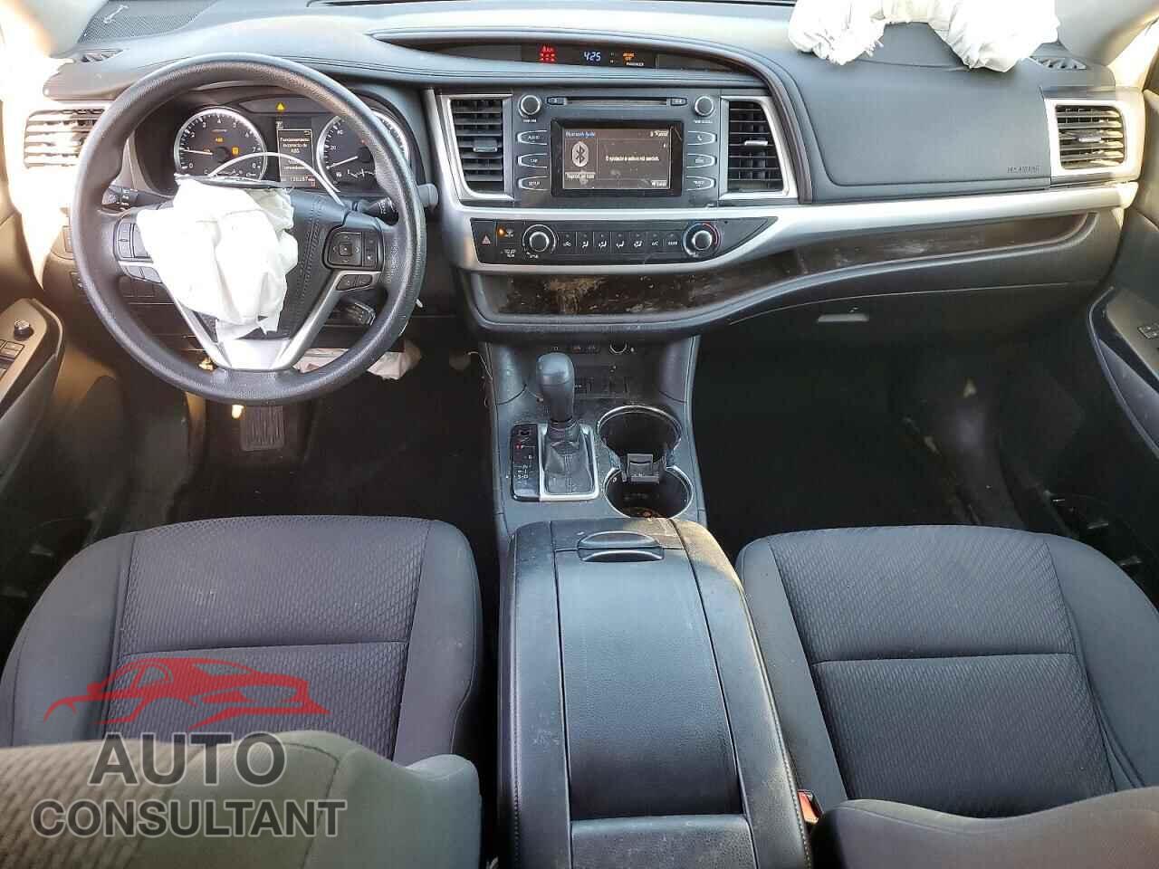 TOYOTA HIGHLANDER 2018 - 5TDZZRFH2JS244701