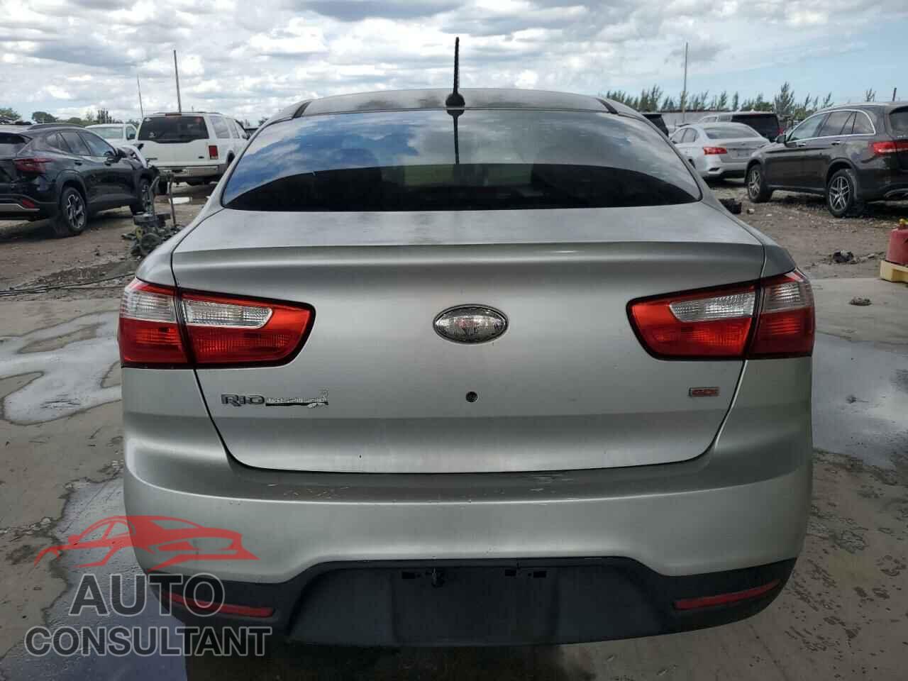 KIA RIO 2013 - KNADM4A32D6236509