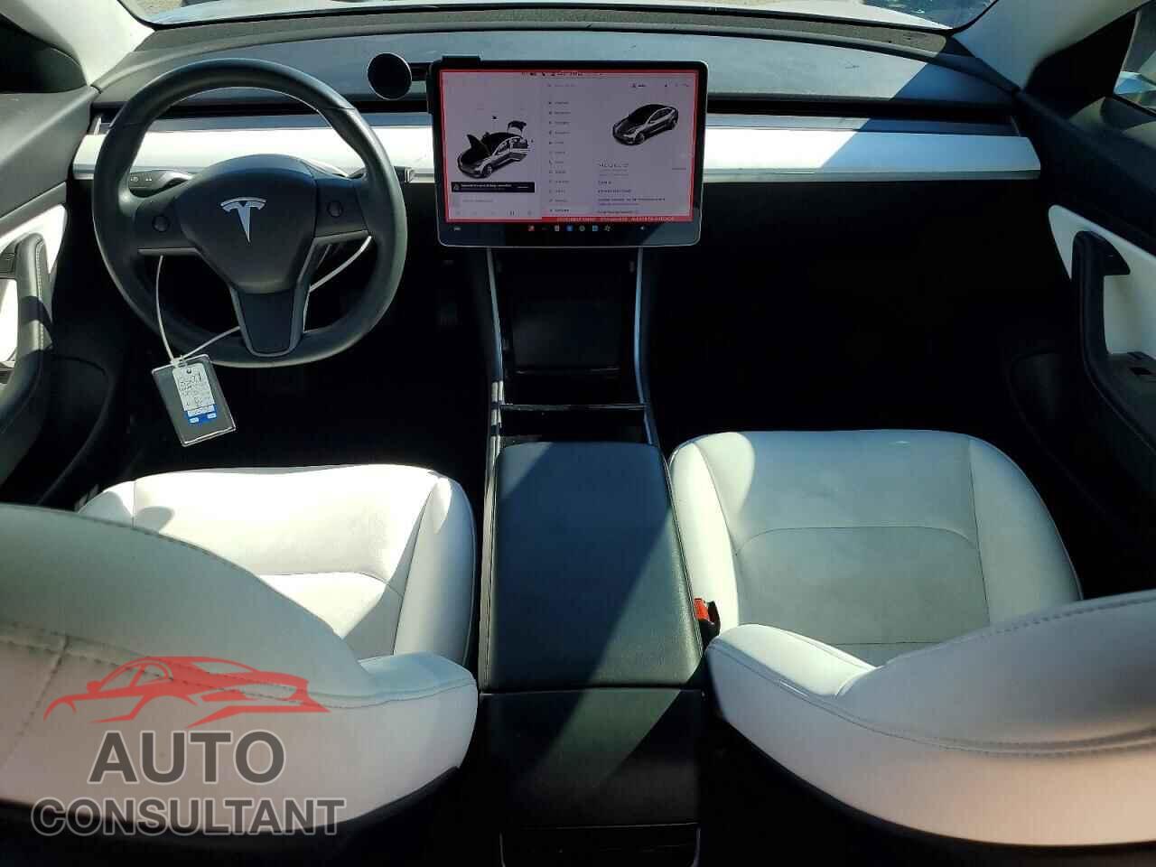 TESLA MODEL 3 2018 - 5YJ3E1EB5JF100581