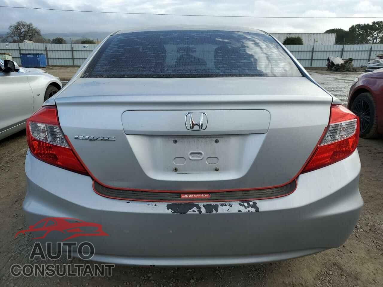 HONDA CIVIC 2012 - 2HGFB2F84CH312417