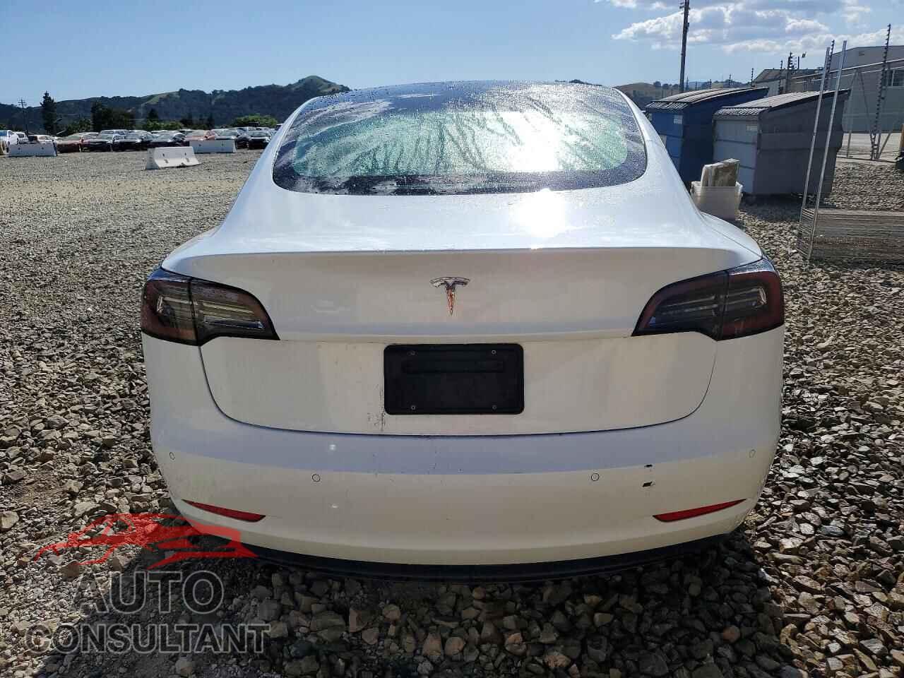 TESLA MODEL 3 2022 - 5YJ3E1EA1NF370744