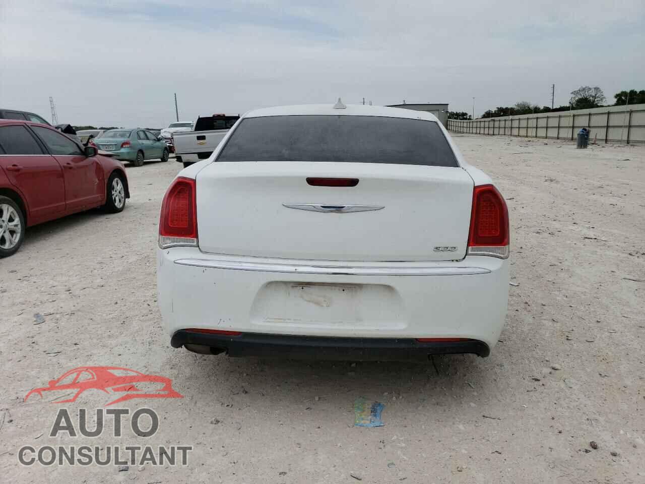 CHRYSLER 300 2015 - 2C3CCAAG1FH779665