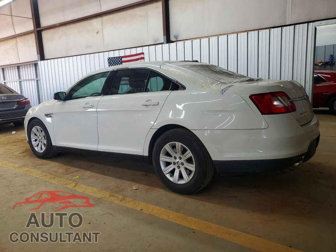 FORD TAURUS 2011 - 1FAHP2DW3BG156784