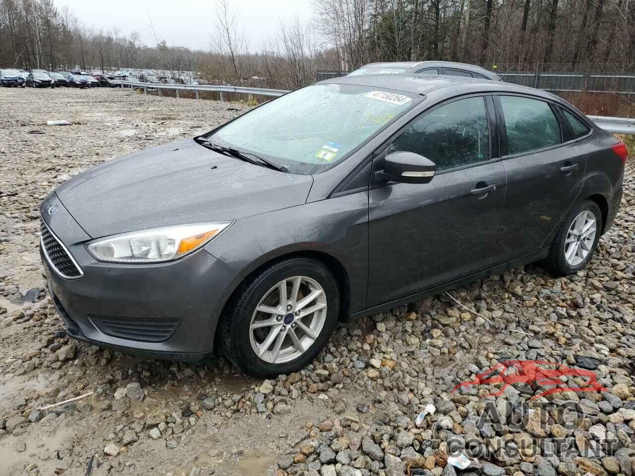 FORD FOCUS 2017 - 1FADP3F24HL288452