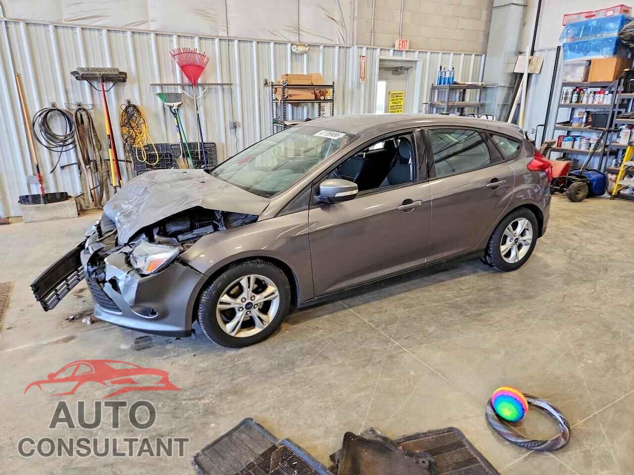 FORD FOCUS 2014 - 1FADP3K25EL212045