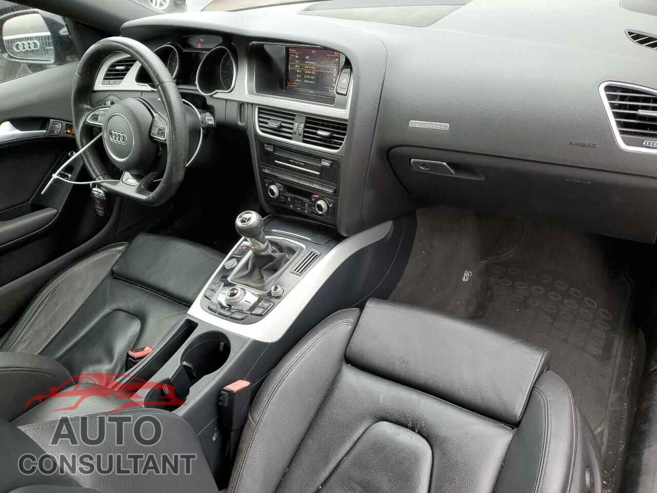 AUDI A5 2014 - WAUSFBFR8EA048580