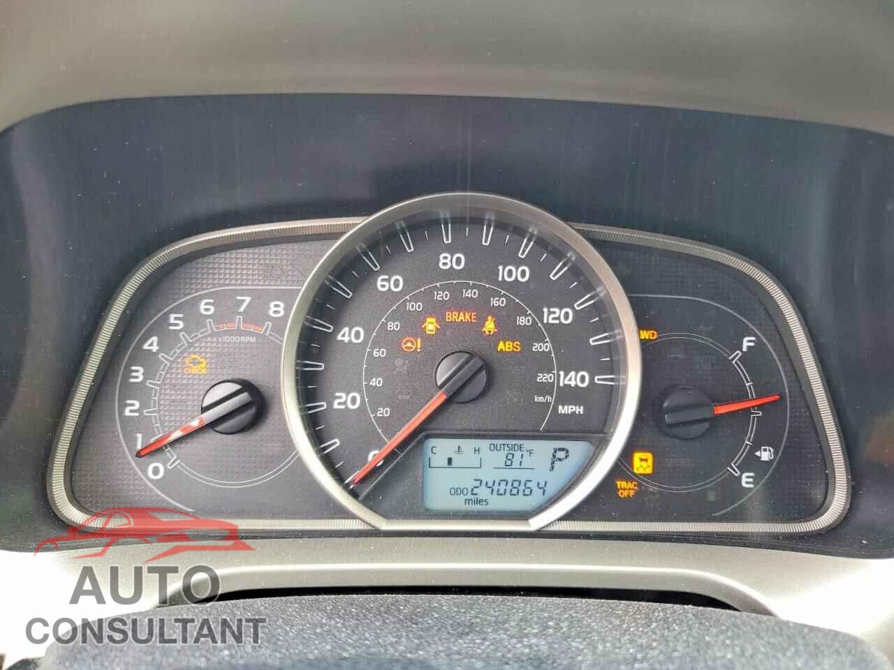 TOYOTA RAV4 2014 - JTMBFREV3ED057745