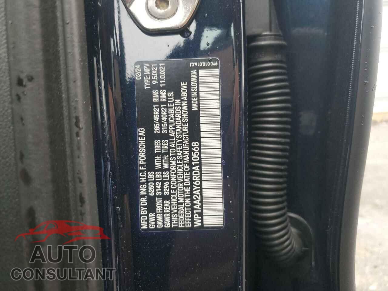 PORSCHE CAYENNE 2024 - WP1AA2AY6RDA10568