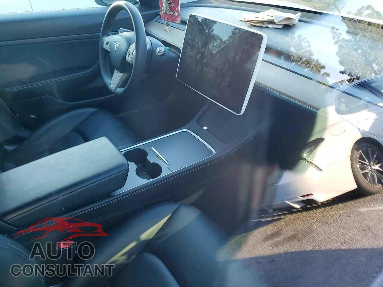 TESLA MODEL 3 2021 - 5YJ3E1EA0MF871820