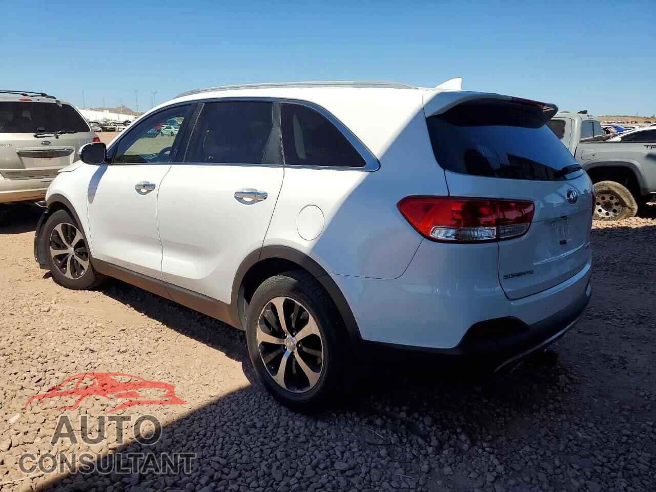 KIA SORENTO 2017 - 5XYPH4A17HG327099