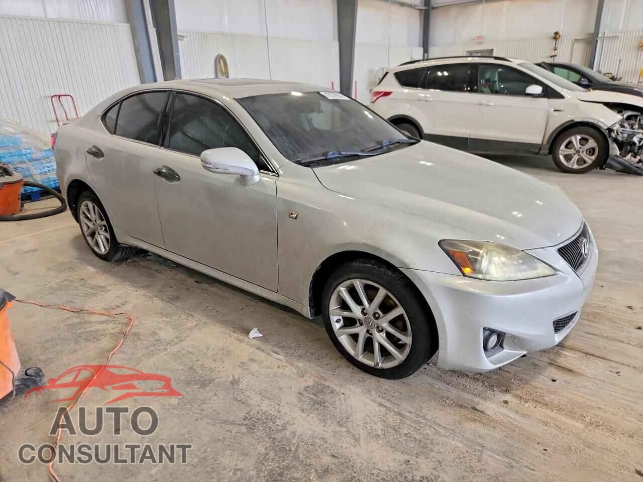 LEXUS IS 2013 - JTHCF5C25D5061860