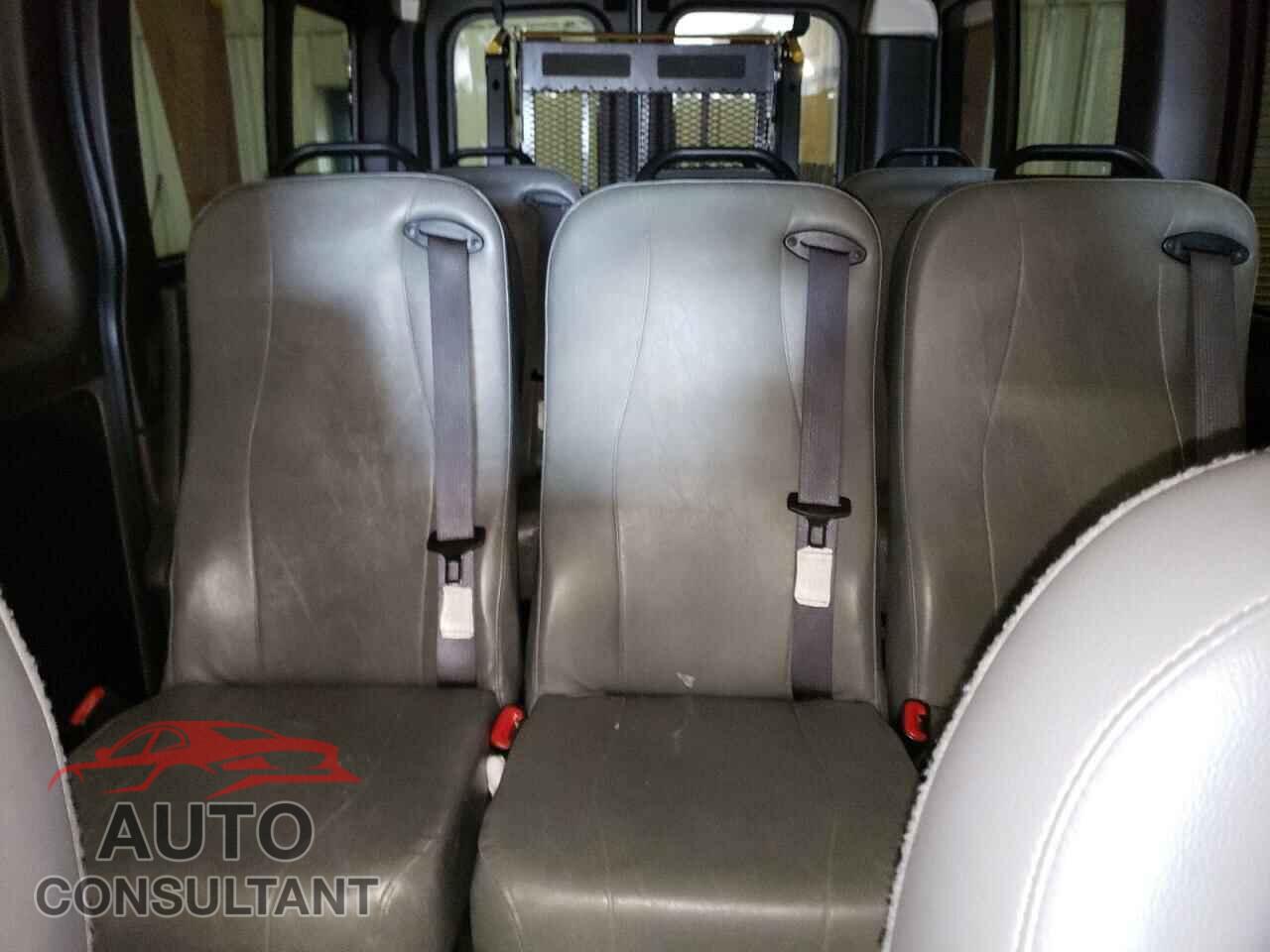 FORD TRANSIT 2015 - 1FTNR2CM5FKB18368