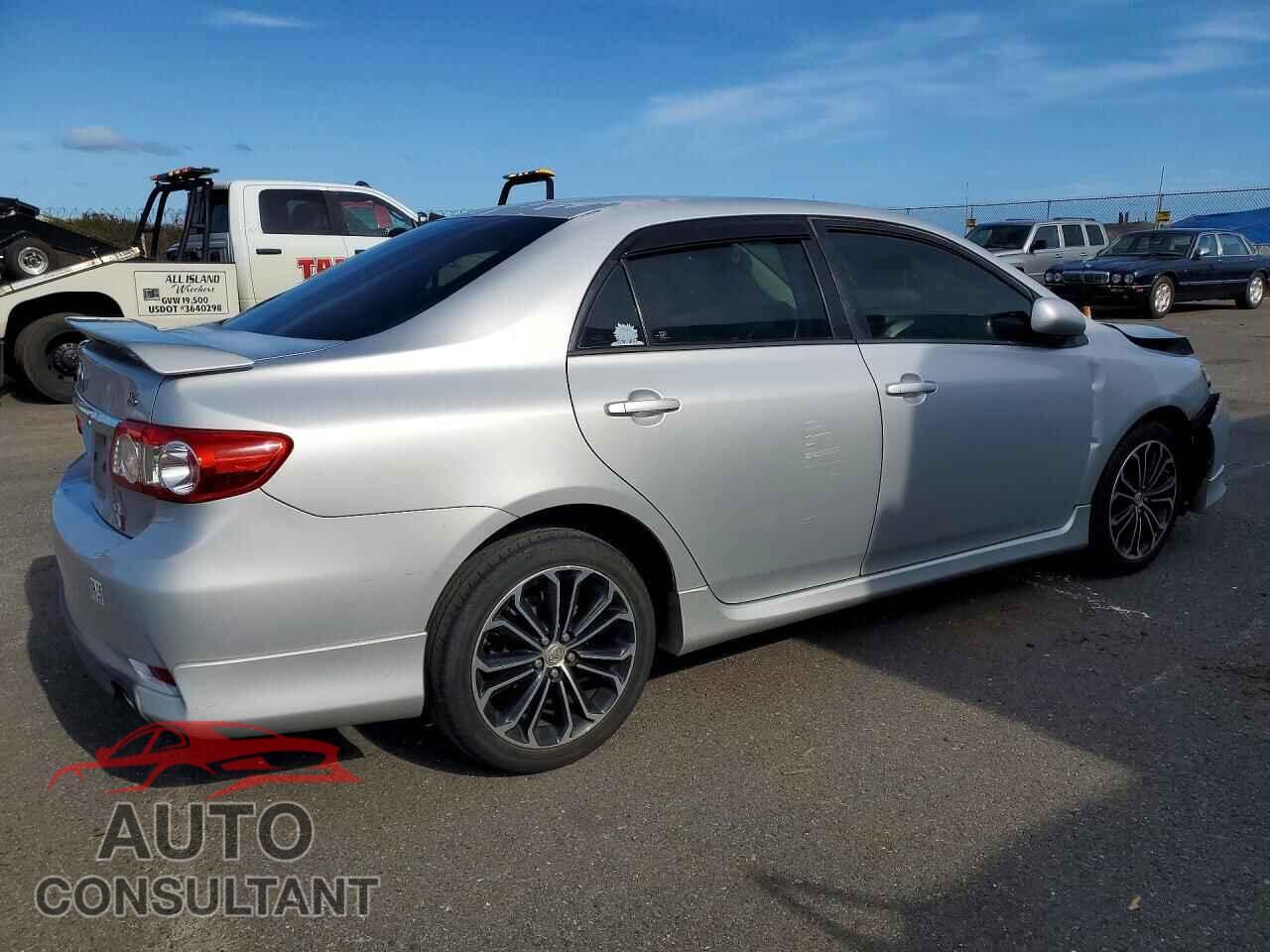 TOYOTA COROLLA 2013 - 2T1BU4EE4DC930357