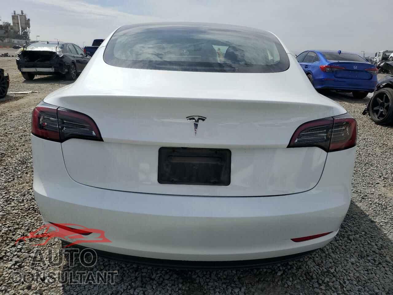 TESLA MODEL 3 2023 - 5YJ3E1EA4PF664982