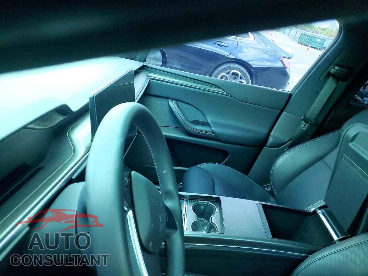 TESLA MODEL X 2023 - 7SAXCBE69PF405366