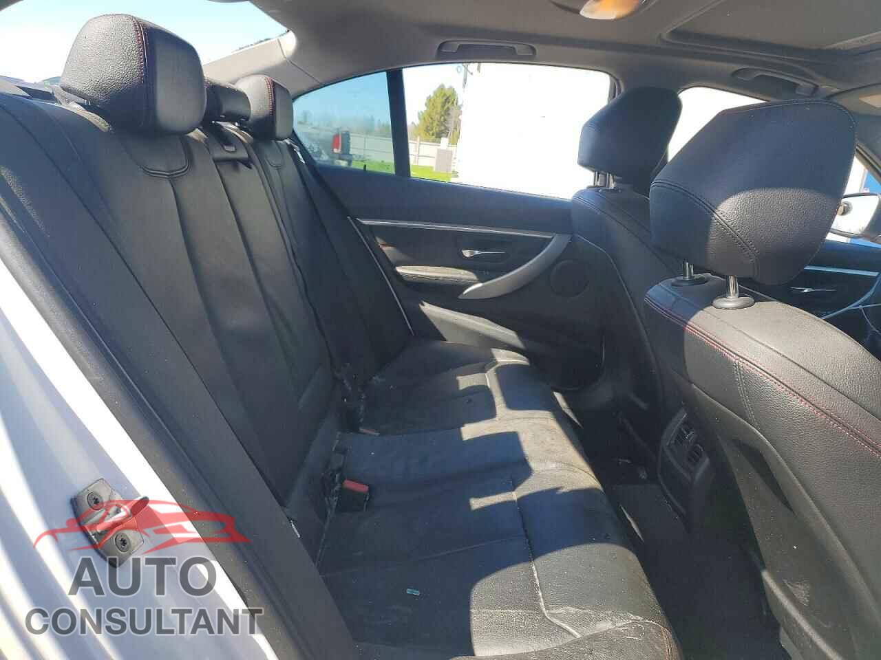 BMW 3 SERIES 2016 - WBA8E5G51GNT94900