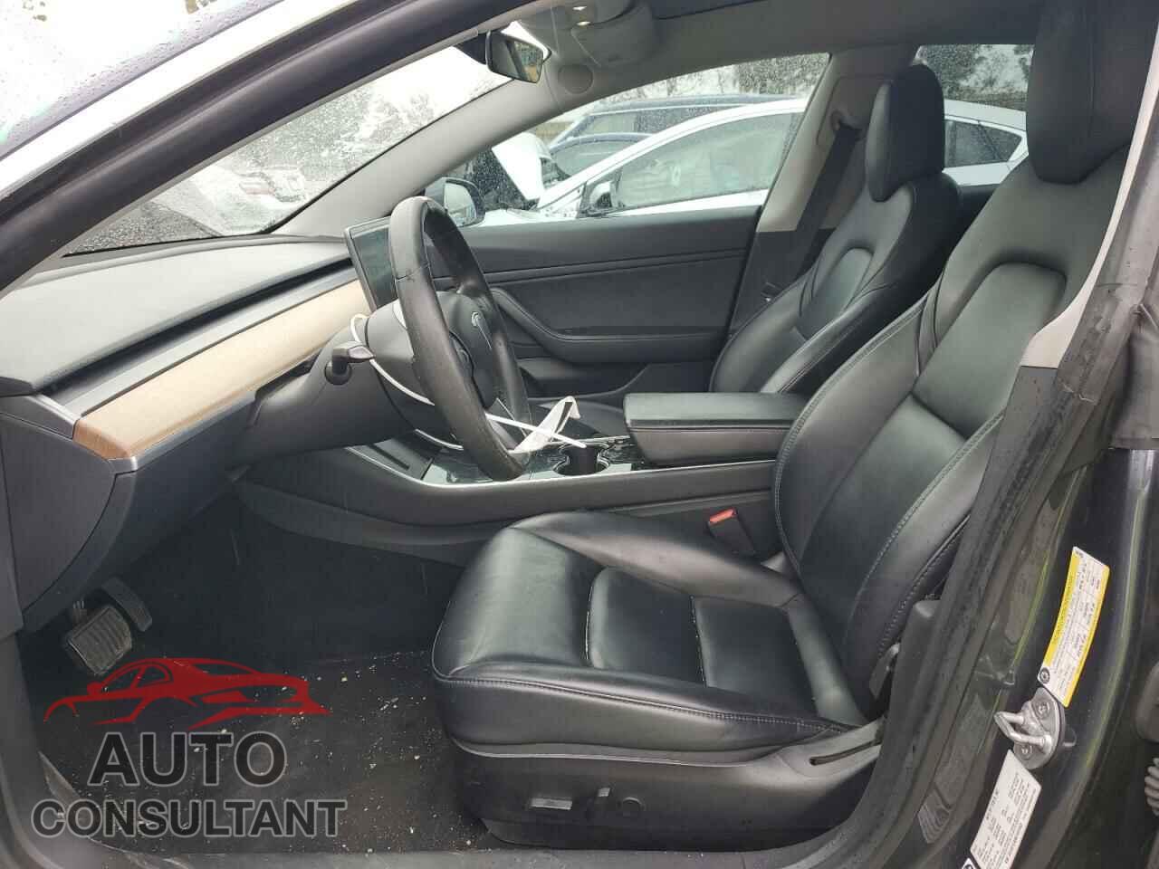 TESLA MODEL 3 2019 - 5YJ3E1EA9KF447453
