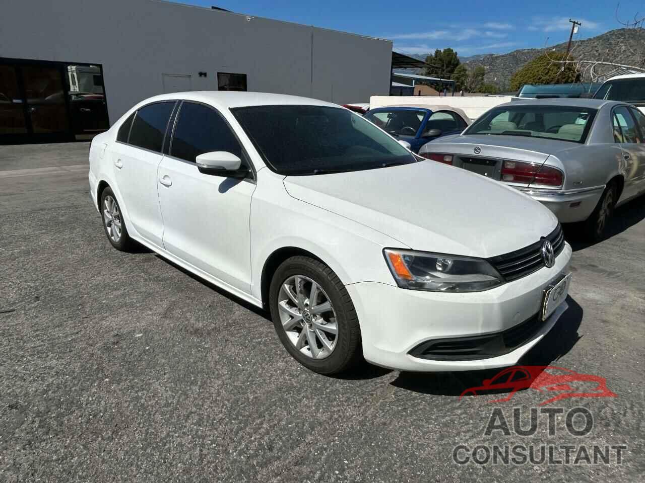 VOLKSWAGEN JETTA 2013 - 3VWDP7AJ3DM375300