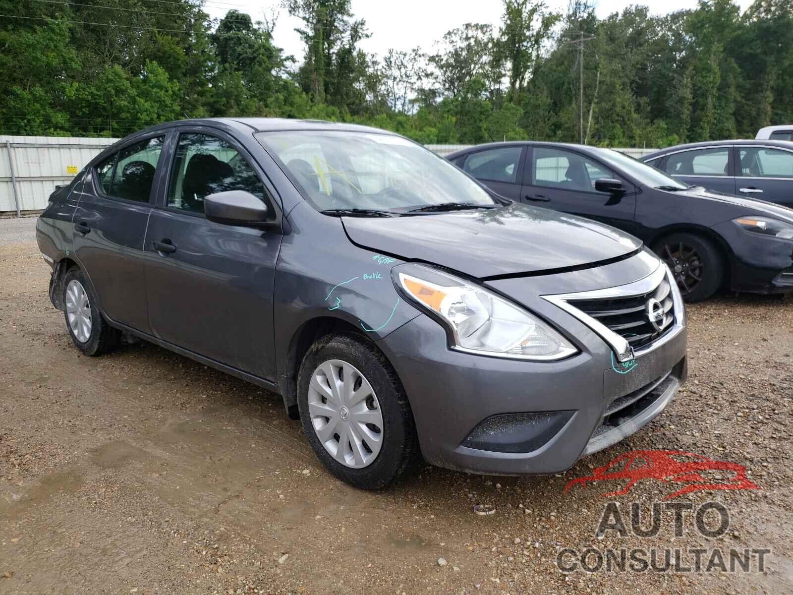 NISSAN VERSA 2018 - 3N1CN7AP2JL803306