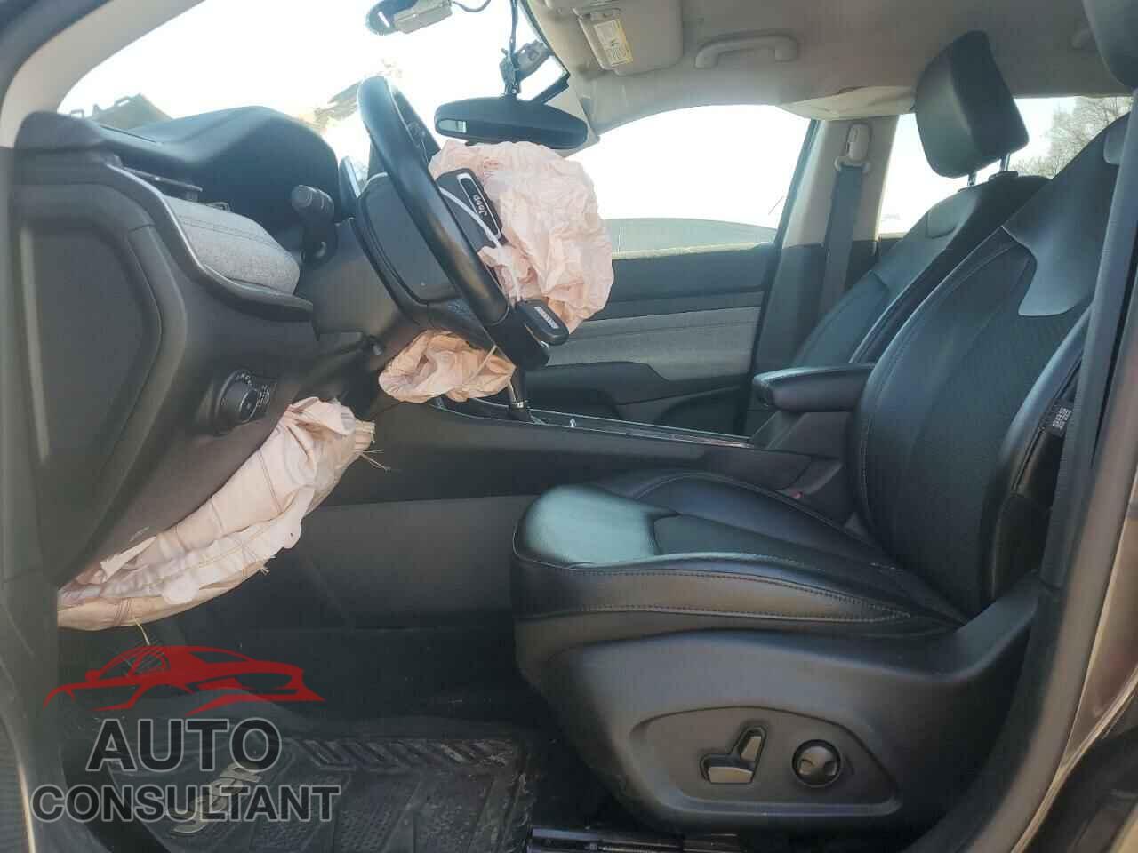 JEEP COMPASS 2022 - 3C4NJDBB2NT102421