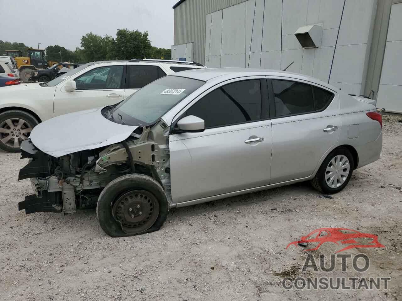 NISSAN VERSA 2018 - 3N1CN7AP4JL800715