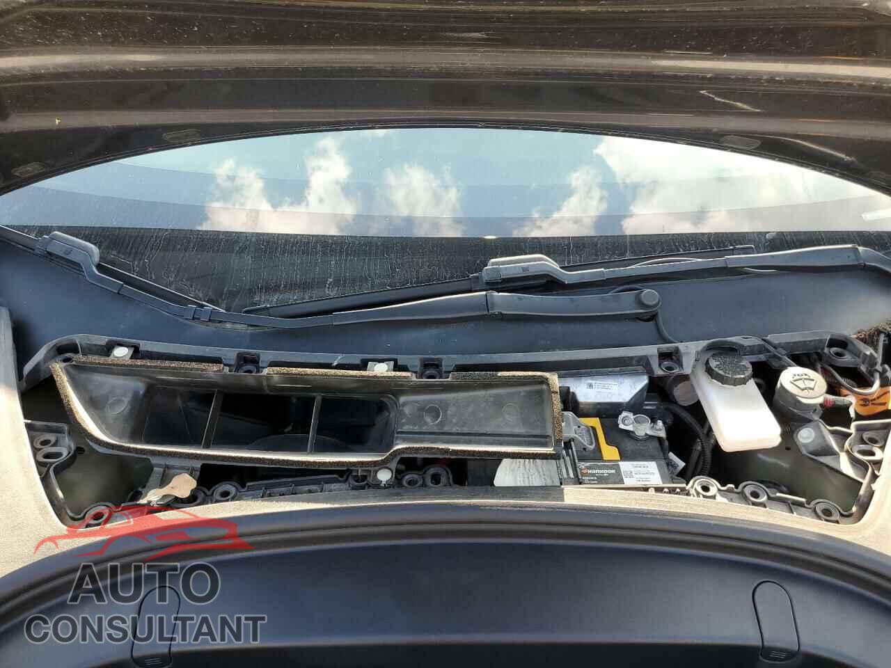 TESLA MODEL 3 2018 - 5YJ3E1EB1JF144593