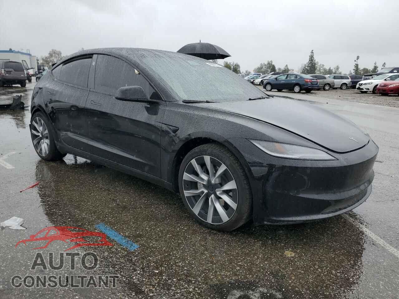 TESLA MODEL 3 2024 - 5YJ3E1EA4RF814351