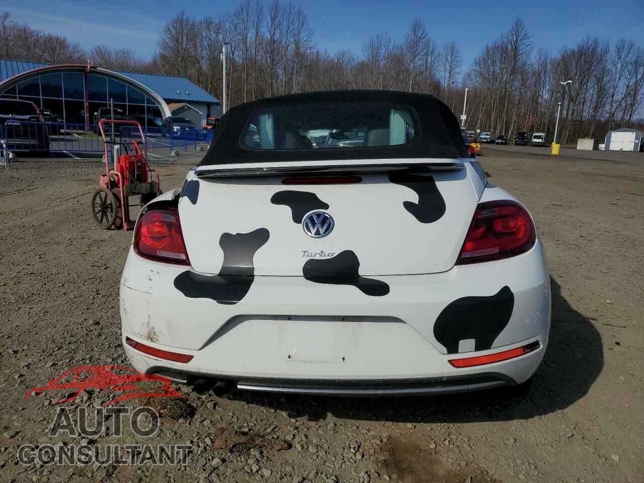 VOLKSWAGEN BEETLE 2017 - 3VW517AT6HM810145