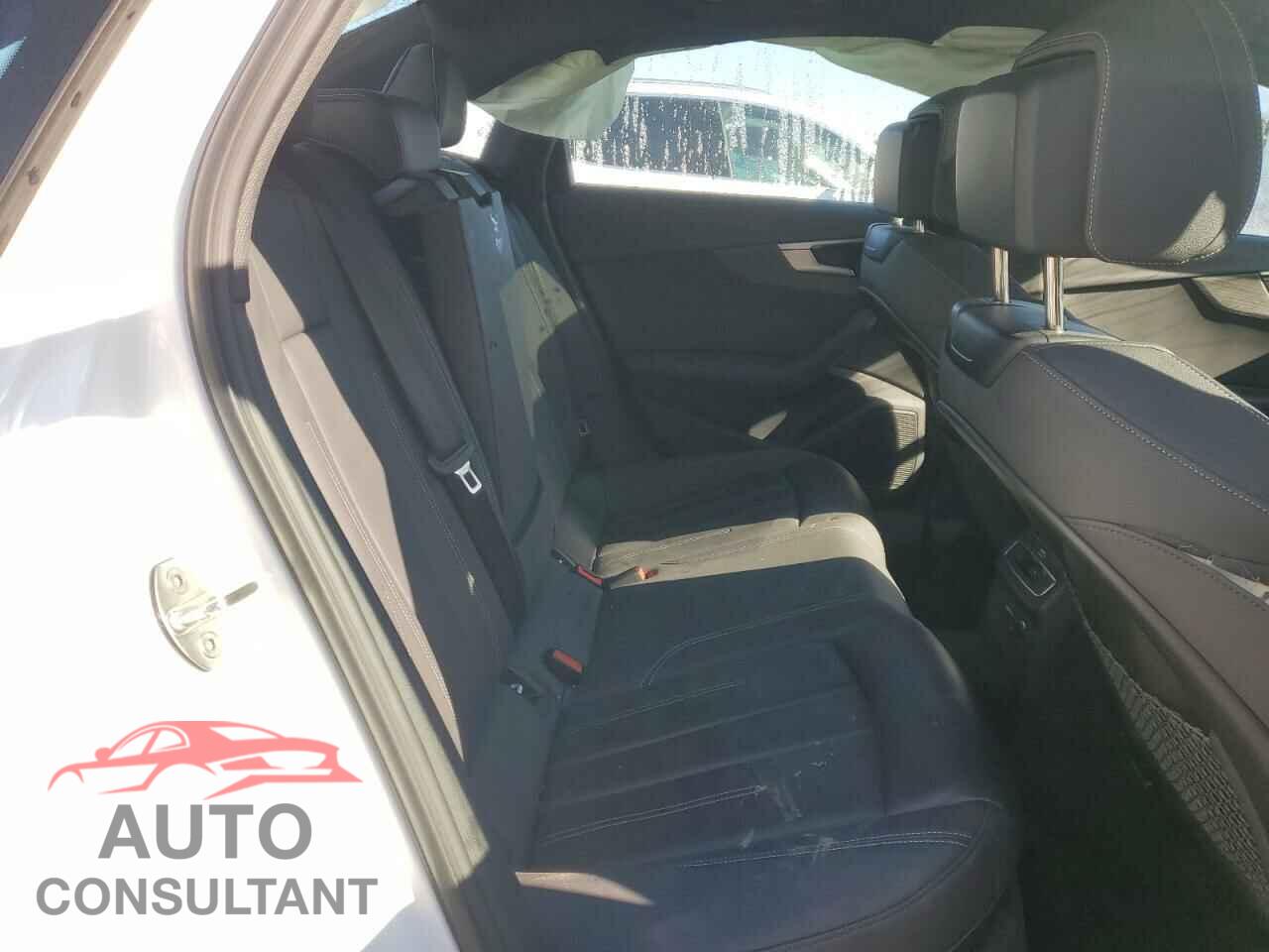 AUDI A4 2023 - WAUEAAF4XPN016574