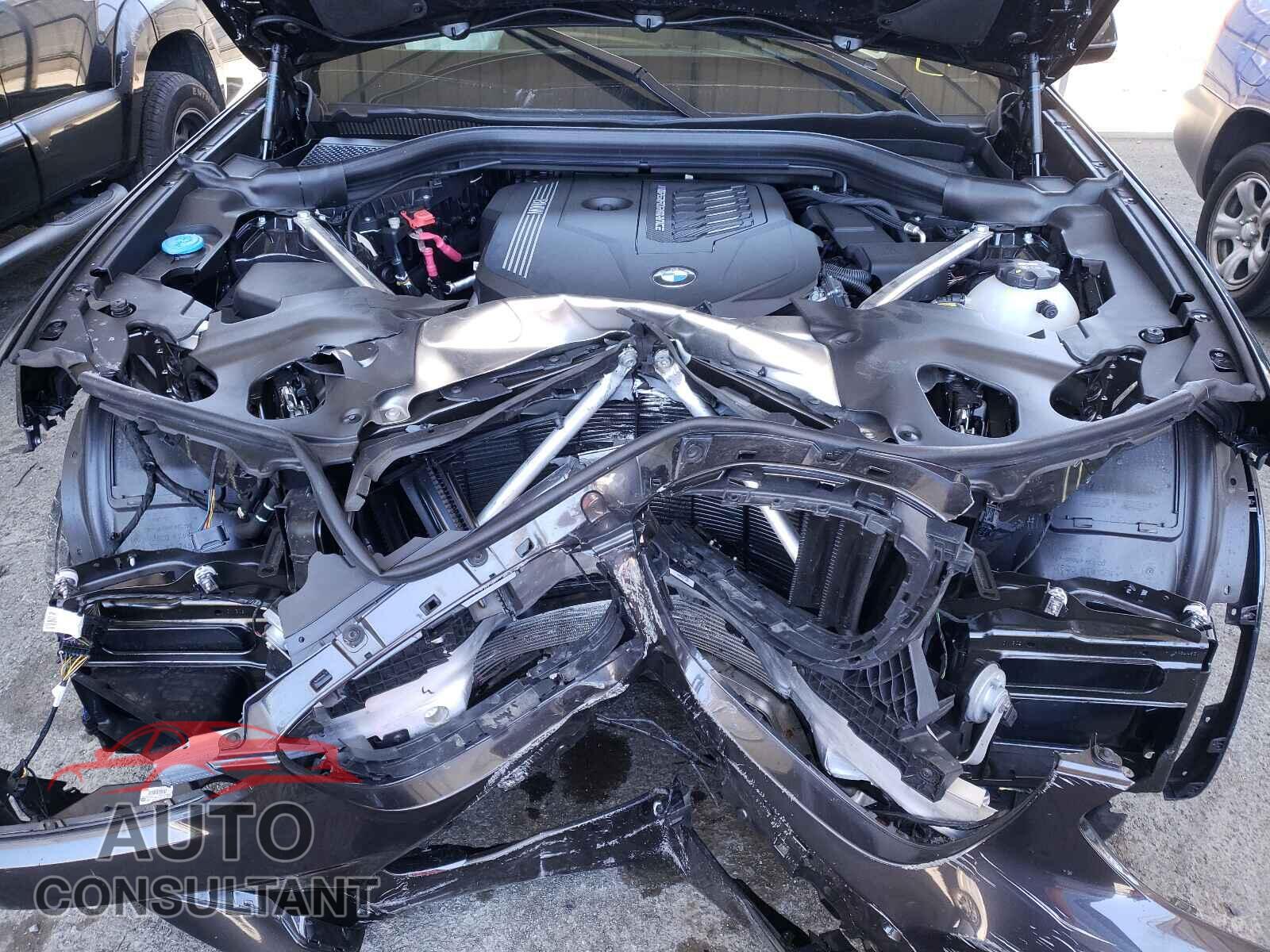 BMW X4 2021 - 5UX2V5C07M9F18497