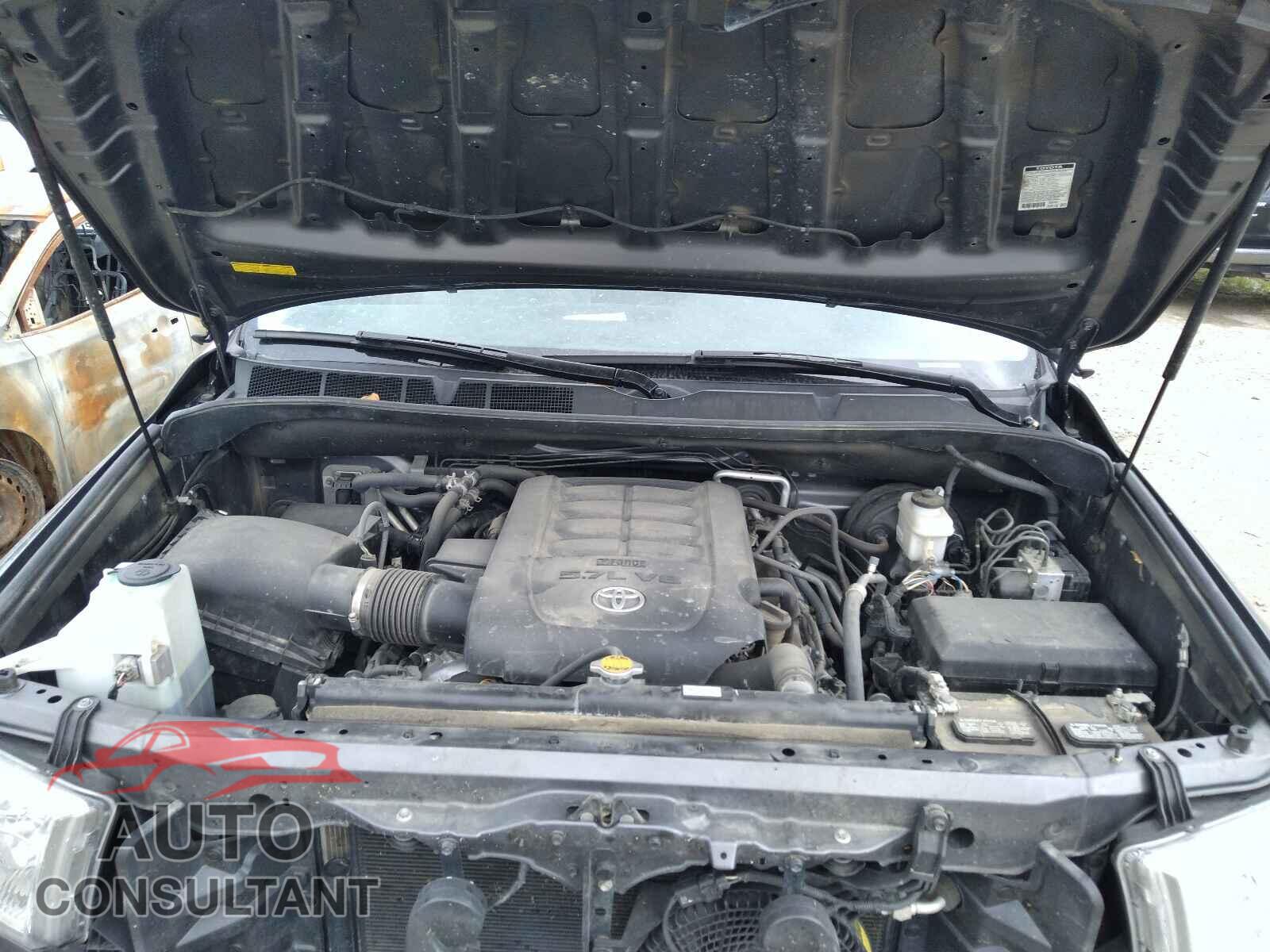 TOYOTA SEQUOIA 2017 - 5TDBY5G16HS153648