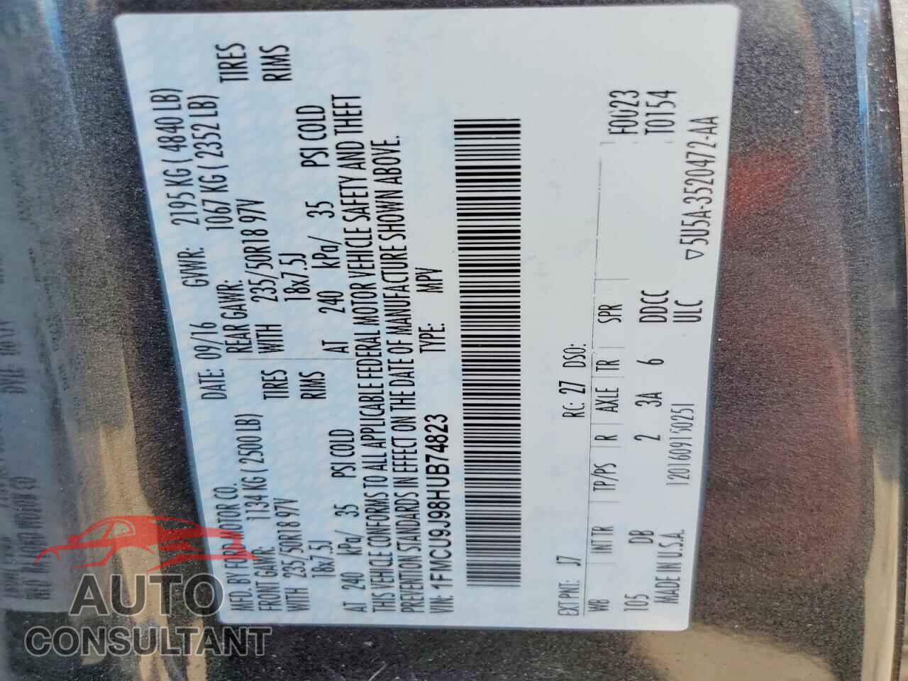 FORD ESCAPE 2017 - 1FMCU9J98HUB74823