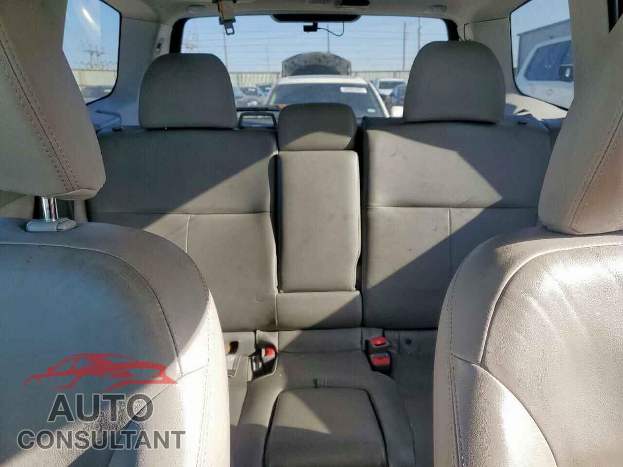 SUBARU FORESTER 2012 - JF2SHAECXCH438963