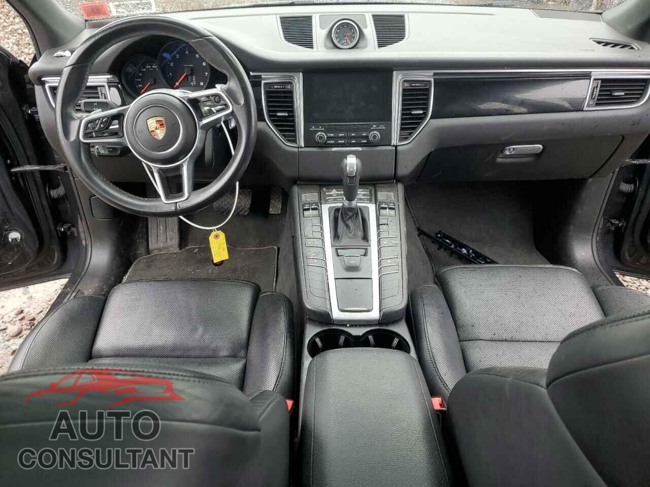 PORSCHE MACAN 2017 - WP1AA2A54HLB09576