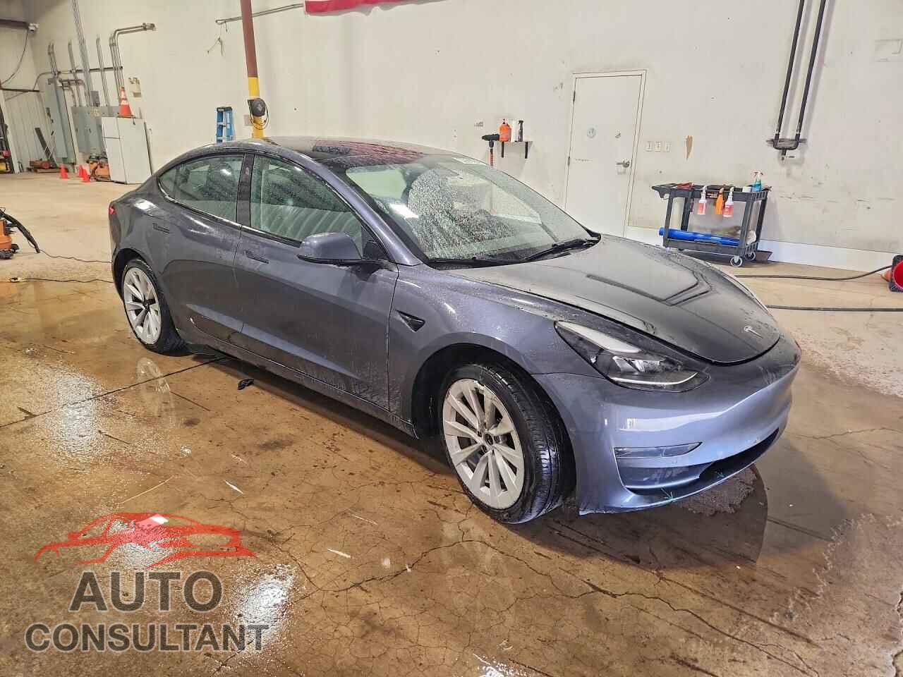 TESLA MODEL 3 2022 - 5YJ3E1EA5NF371234