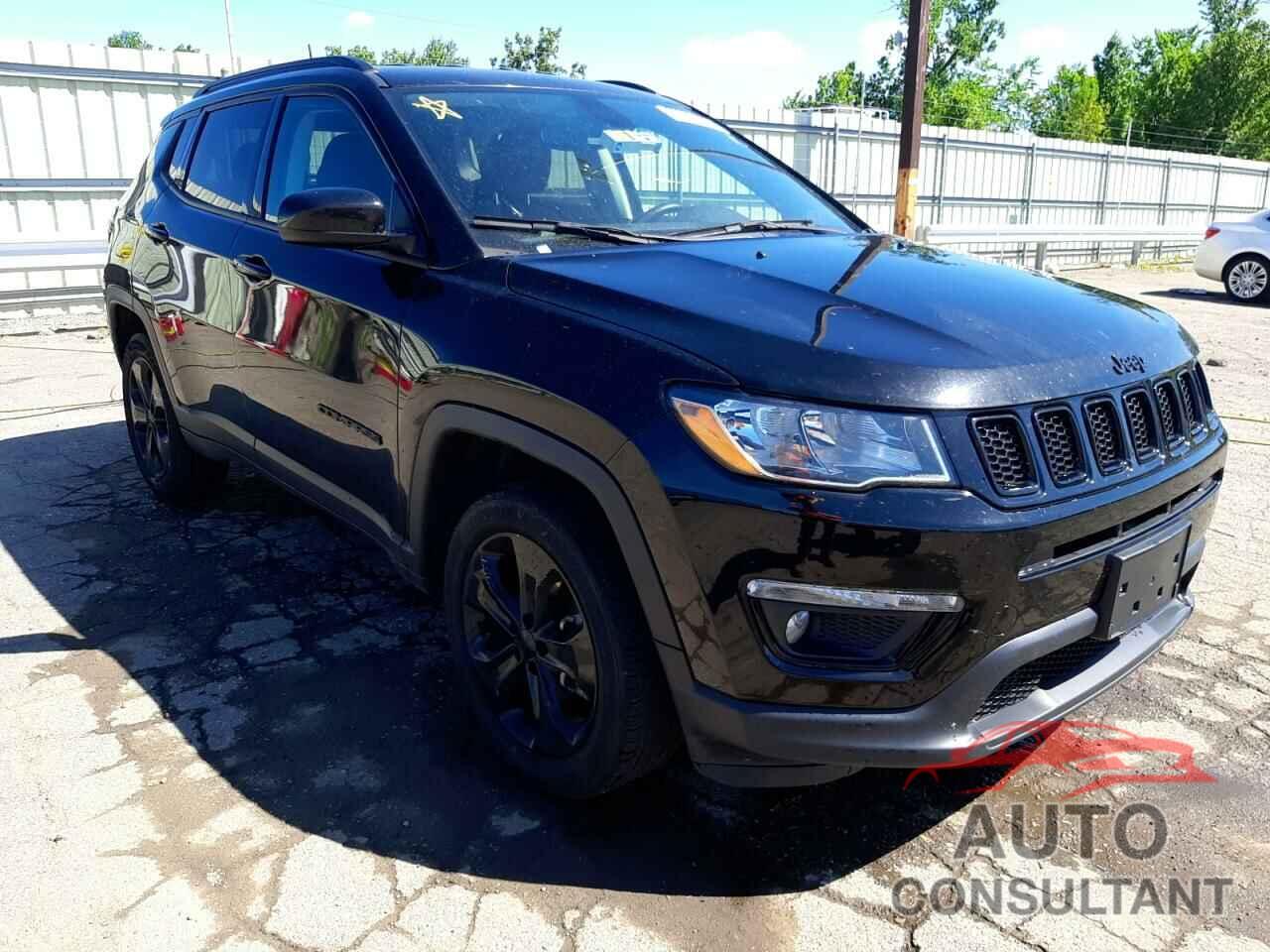 JEEP COMPASS 2018 - 3C4NJDBB2JT399197