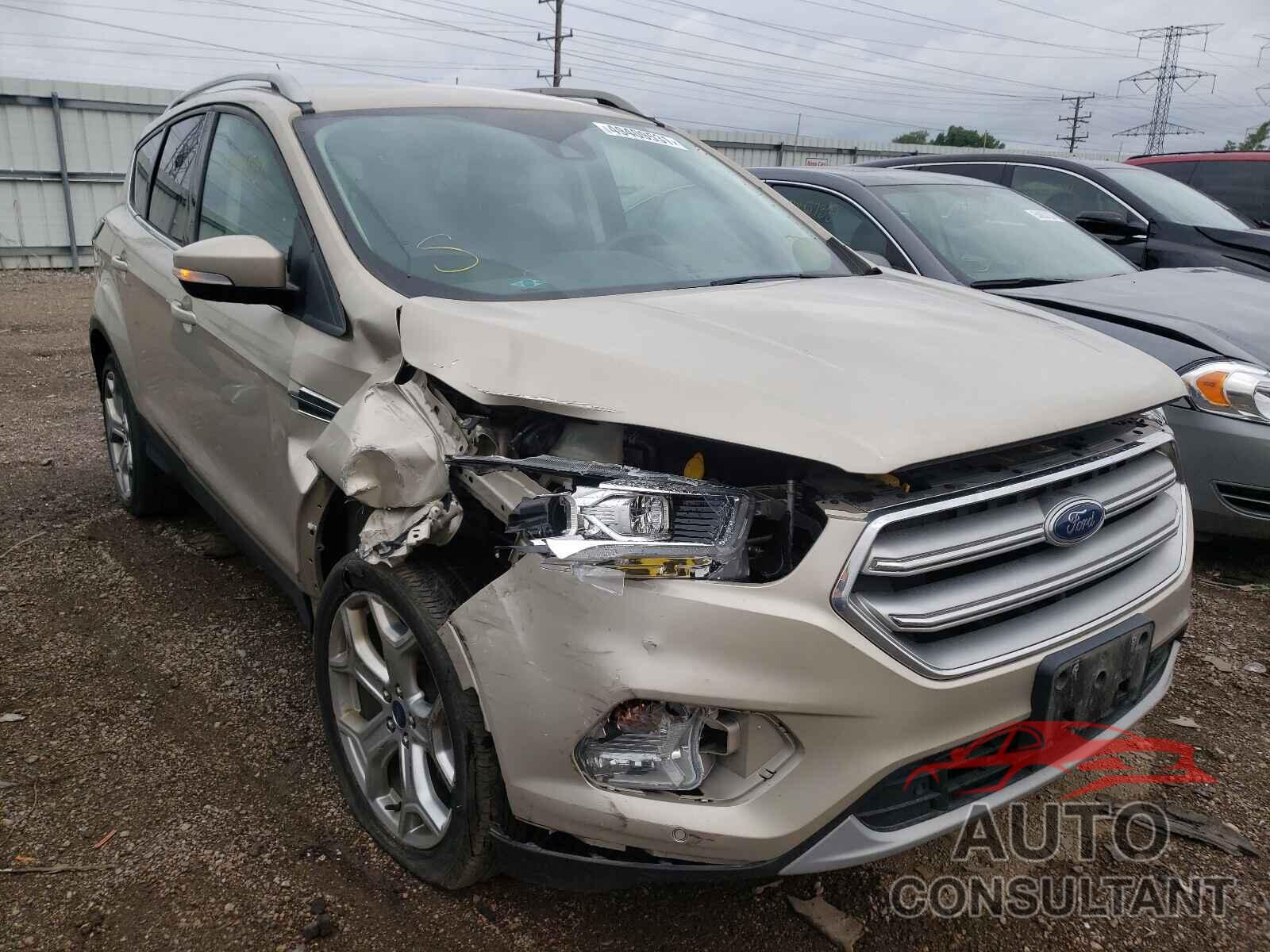 FORD ESCAPE 2017 - 1FMCU9J99HUF03531