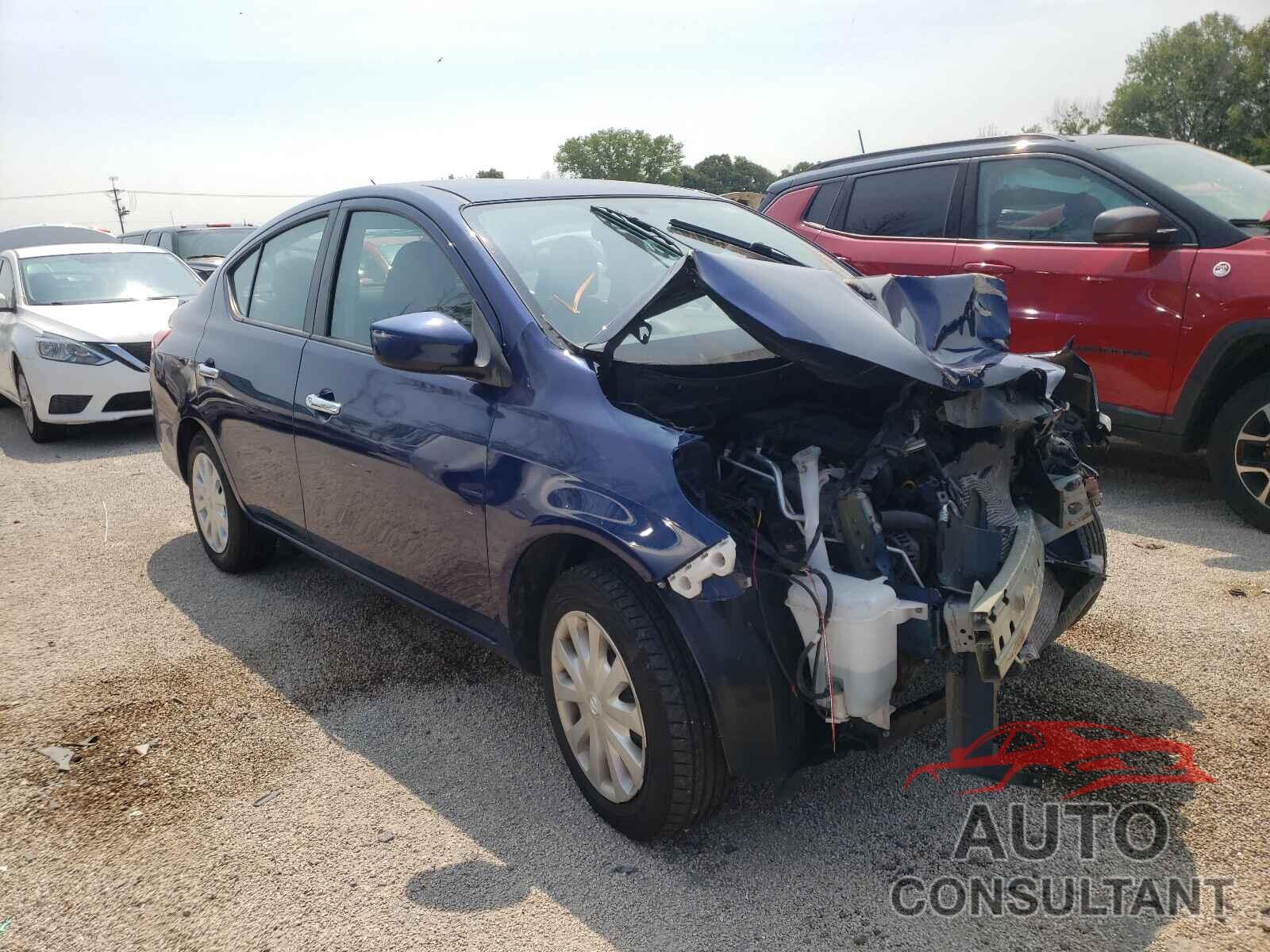 NISSAN VERSA 2018 - 3N1CN7AP1JL816659